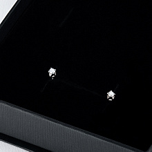 Пусеты из белого золота с бриллиантами (изготовление)