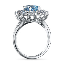 Кольцо из белого золота с топазом и бриллиантами