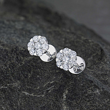 Пусеты из белого золота с бриллиантами (изготовление)