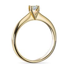 Классическое кольцо из желтого золота с бриллиантом