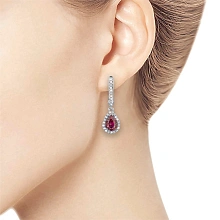 Серьги из белого золота с рубинами и бриллиантами