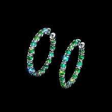 Серьги из серебра с изумрудами и бриллиантами