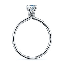 Кольцо из белого золота с бриллиантом