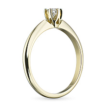 Классическое кольцо из желтого золота с бриллиантом