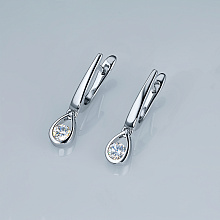 Серьги из серебра с бриллиантом