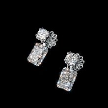 Пусеты из белого золота c бриллиантами