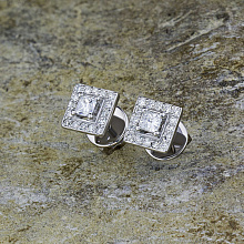 Пусеты из белого золота с бриллиантами (изготовление)