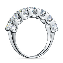 Классическое кольцо из белого золота c бриллиантами