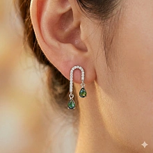 Пусеты из серебра с топазами и хромдиопсидами