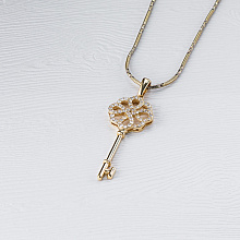 Подвеска из желтого золота с бриллиантами