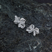 Пусеты из белого золота с бриллиантами (изготовление)