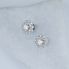 Пусеты из белого золота с бриллиантами