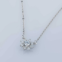 Колье из белого золота c бриллиантами