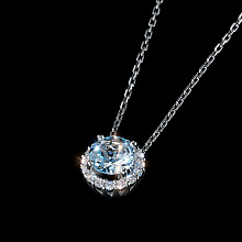 Подвеска из белого золота с топазом и бриллиантами