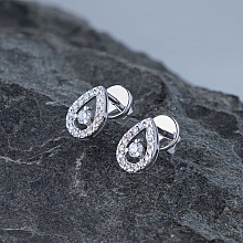 Пусеты из белого золота с бриллиантами (изготовление)