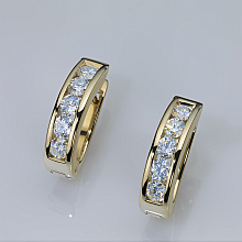 Серьги из желтого золота c бриллиантами