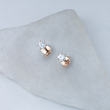 Пусеты из красного золота с бриллиантом