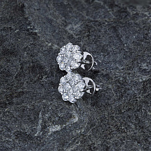 Пусеты из белого золота с бриллиантами (изготовление)