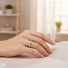 Обручальное кольцо из красного золота с бриллиантом