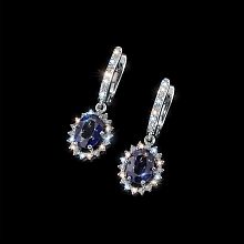 Серьги из белого золота с сапфирами и бриллиантами