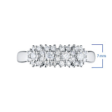 Классическое кольцо из белого золота с бриллиантами