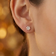 Пусеты из красного золота c бриллиантами