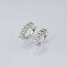 Серьги из белого золота с бриллиантами