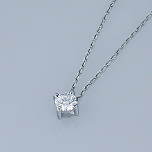 Классическая подвеска из белого золота с бриллиантом