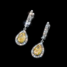 Серьги из белого золота c бриллиантами