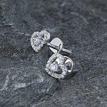 Пусеты из белого золота c бриллиантами