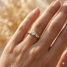 Кольцо из желтого золота c бриллиантами