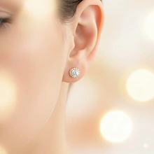 Пусеты из желтого золота c бриллиантами