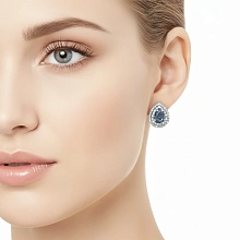 Серьги из белого золота с сапфирами и бриллиантами