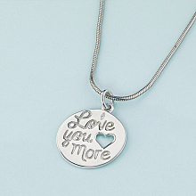 Классическая подвеска из серебра с бриллиантом