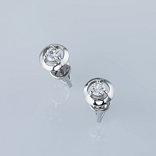 Пусеты из серебра с бриллиантом