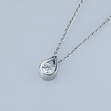 Классическая подвеска из белого золота с бриллиантом