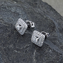 Пусеты из белого золота с бриллиантом (изготовление)