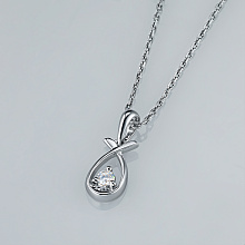 Подвеска из серебра с бриллиантом