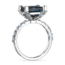 Кольцо из белого золота c бриллиантами