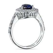 Кольцо из белого золота с сапфиром и бриллиантами