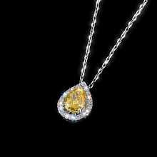 Подвеска из белого золота c бриллиантами