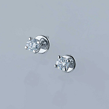 Пусеты из белого золота (изготовление) с бриллиантом